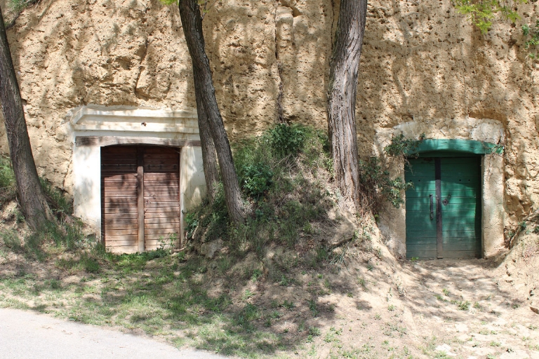 Direkt in die Lösswand gegrabene Keller 